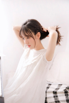 边吻边摸下面视频免费
